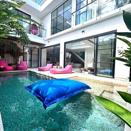 Luxury Villa Devina I Seminyak I Yoga & Gym Kültér fotó