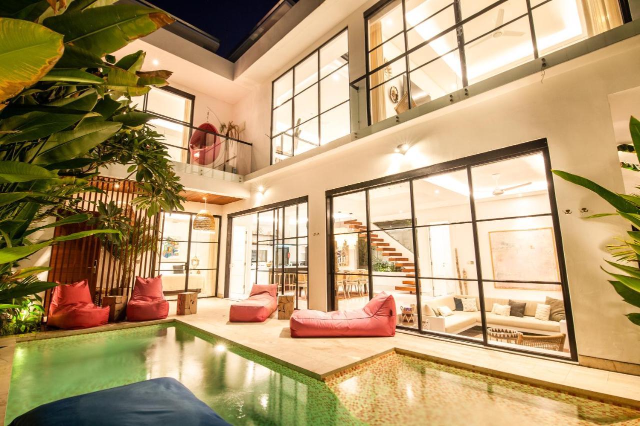 Luxury Villa Devina I Seminyak I Yoga & Gym Kültér fotó